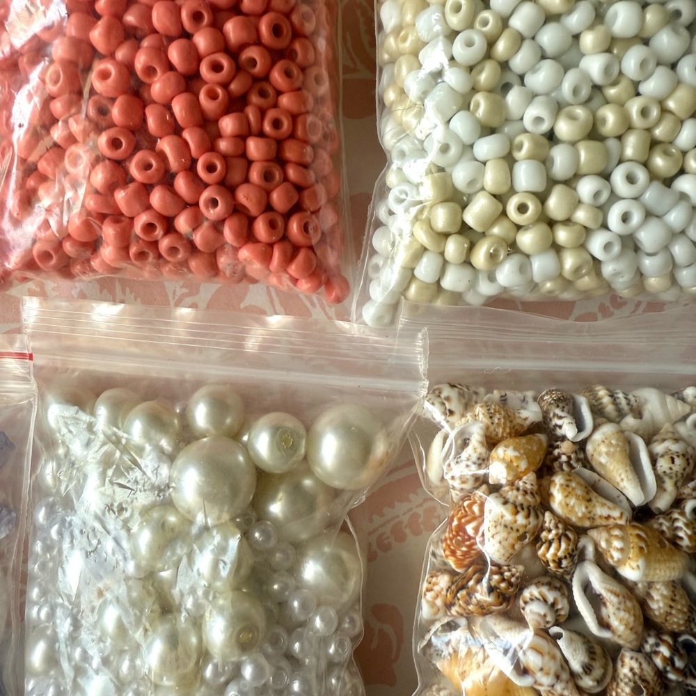 Assorted Bead Craft Kit - Picture 2 of 4